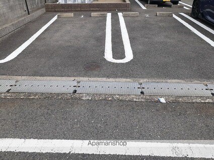 大阪府堺市堺区神石市之町[1R/25.04m2]の駐車場1