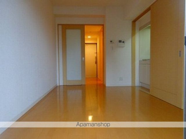 ジュネーゼグラン上本町の内装写真