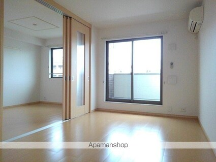 愛知県北名古屋市宇福寺中杁[2LDK/60.14m2]のリビング・居間