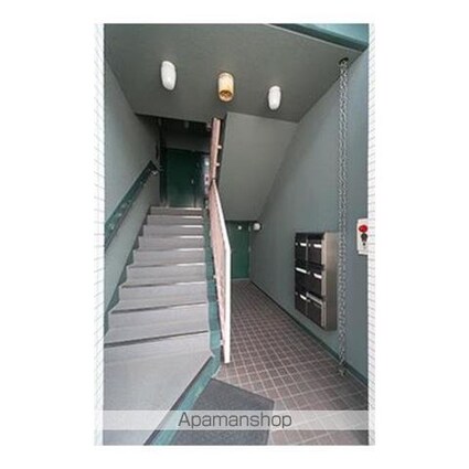 リンズハウス[3LDK/79.23m2]の共用部