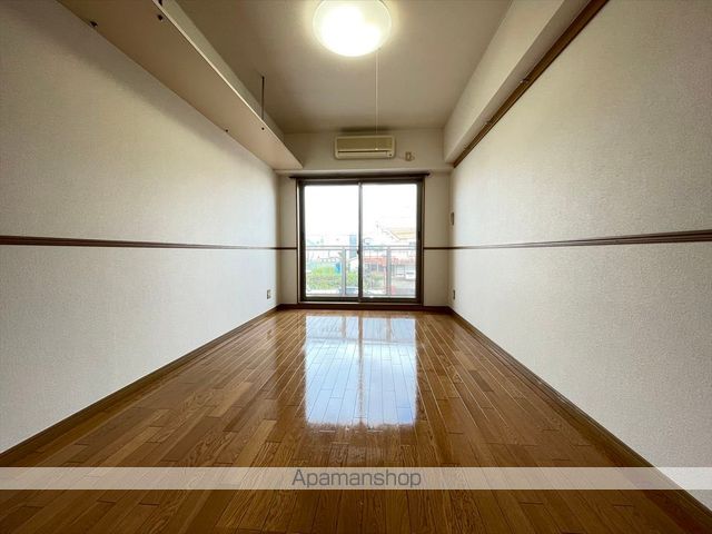クリサンテーム21の内装写真