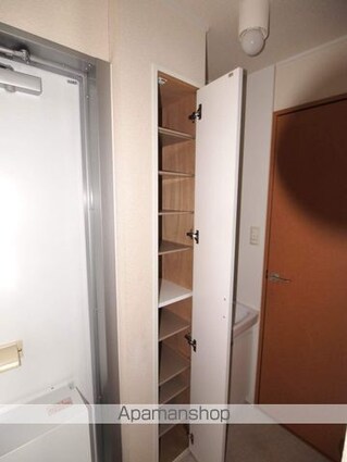 レオパレスパークハイム[2DK/49.2m2]の内装1