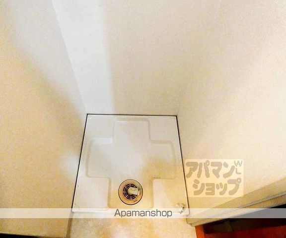 十四軒町マンションの内装写真