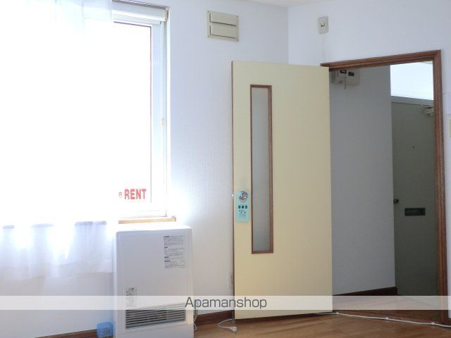 EAST VILLAGE APARTMENTの内装写真