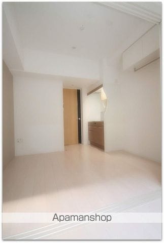 SERENITE本町REFLETの内装写真