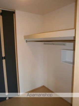 ベルウッド六番館[1LDK/45.04m2]の収納