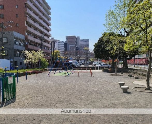 プレサンス横浜大通り公園の周辺写真