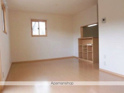 ツイン　オークス　コート　　Ｎｏｒｔｈ[2LDK/70.32m2]のリビング・居間