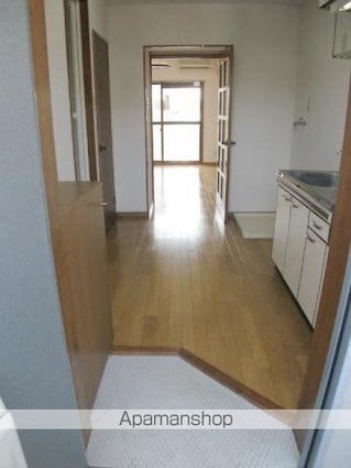 ファミール北代Ⅱ[1K/27.15m2]の玄関