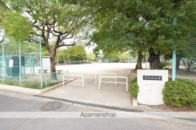 大阪モノレール本線 柴原阪大前駅 徒歩6分 1階建 築68年の周辺写真