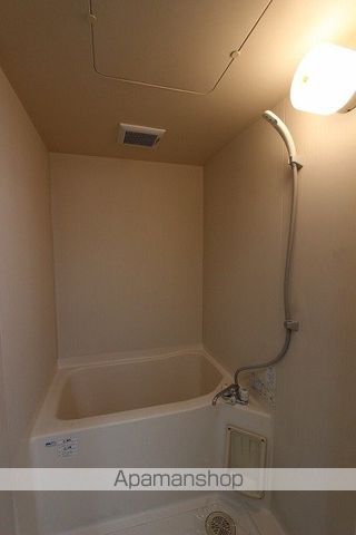 ホワイトキャッスル蒲町ビレジA棟の内装写真