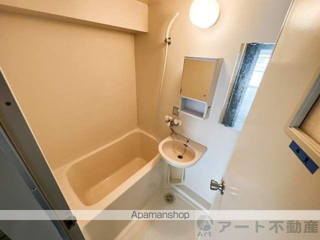 日正山越ハイツ1の内装写真