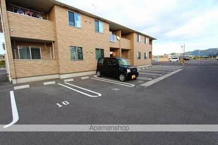 クラール元山Ｆ[1LDK/45.84m2]の駐車場