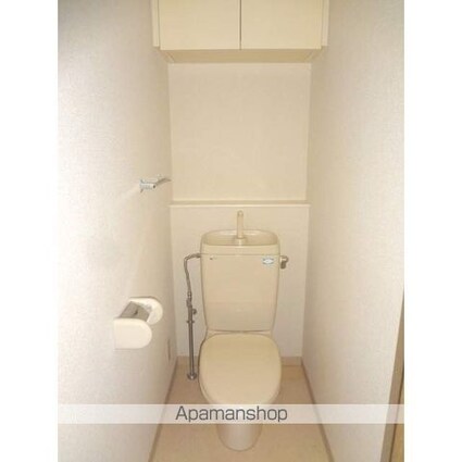 東京都新宿区余丁町[2SDK/50.05m2]のトイレ