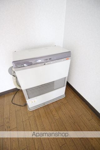 ショパンシャトーノクターンOP27の内装写真
