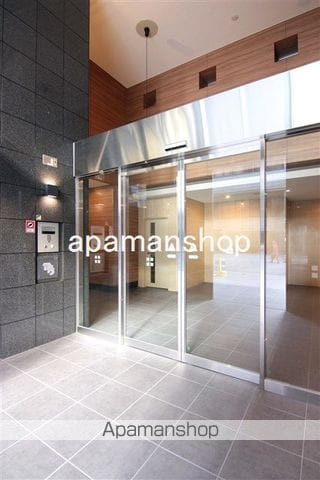 BLAU本町東の玄関写真