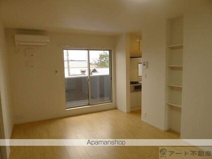 レジデンスＴ・ＷＥＳＴ　Ⅱ[1LDK/43.32m2]のリビング・居間