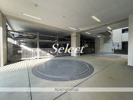 グラマシー横濱関内[1K/24.8m2]の駐車場