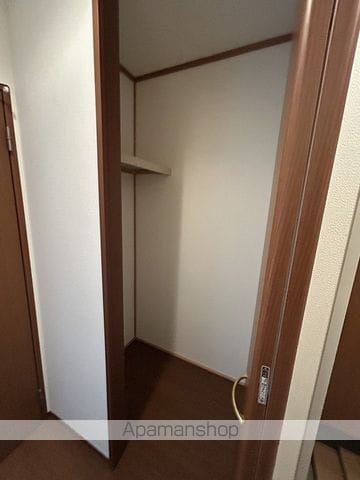 ジーンズコートの内装写真