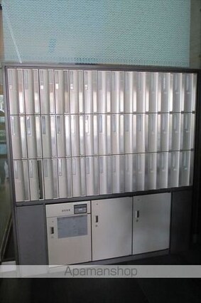 和歌山県和歌山市十番丁[2LDK/141.45m2]の共用部9