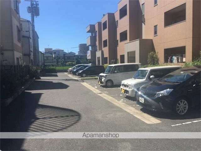 グランシャリオの玄関写真