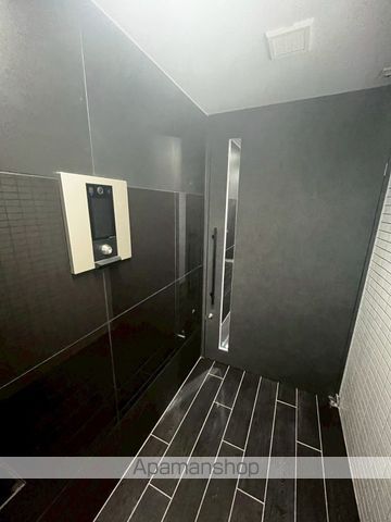 GENOVIA平塚IIIの玄関写真