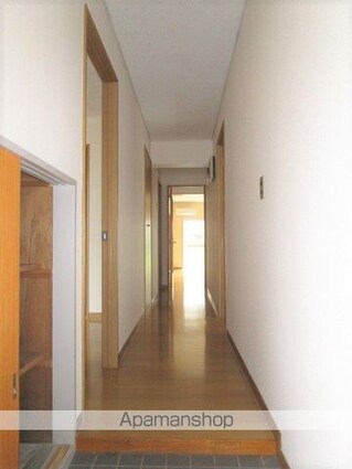 アパルトマン上松[3LDK/71m2]の内装1