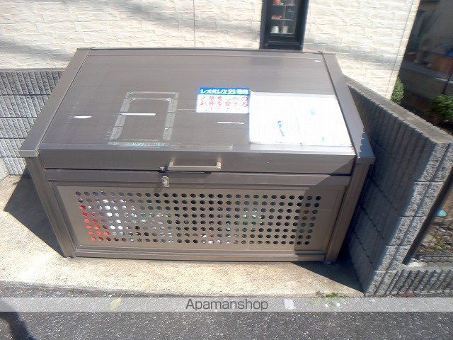 レオパレスフォーブル21Aの玄関写真
