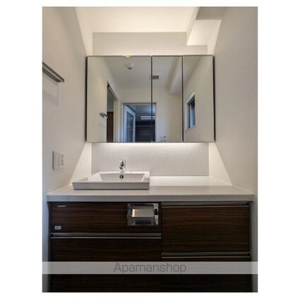 コンフォリア東中野ＤＥＵＸ[1K/25.56m2]の洗面所