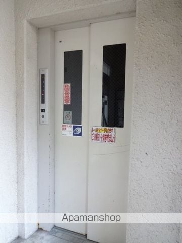 SOC189の玄関写真