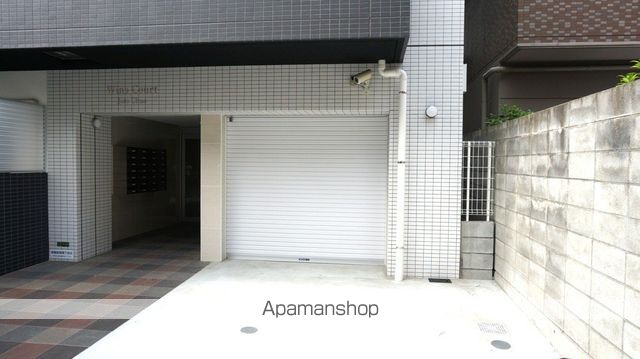 ウインズコート城東中央の玄関写真