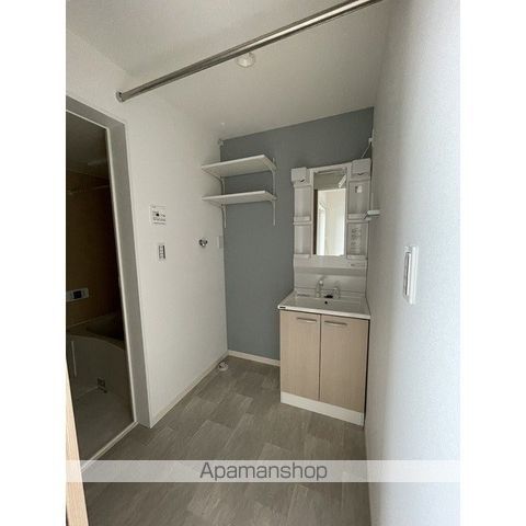 Rooms南万代の内装写真