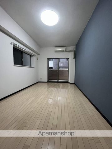 ディナスティ松屋町IIの内装写真