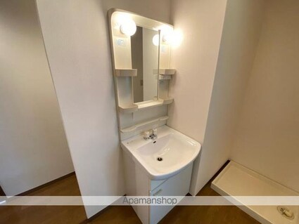 フォブール鶴見Ａ[2DK/44.72m2]の洗面所