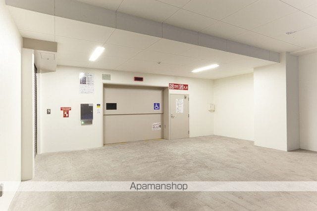 コンフォリア東池袋WESTの内装写真