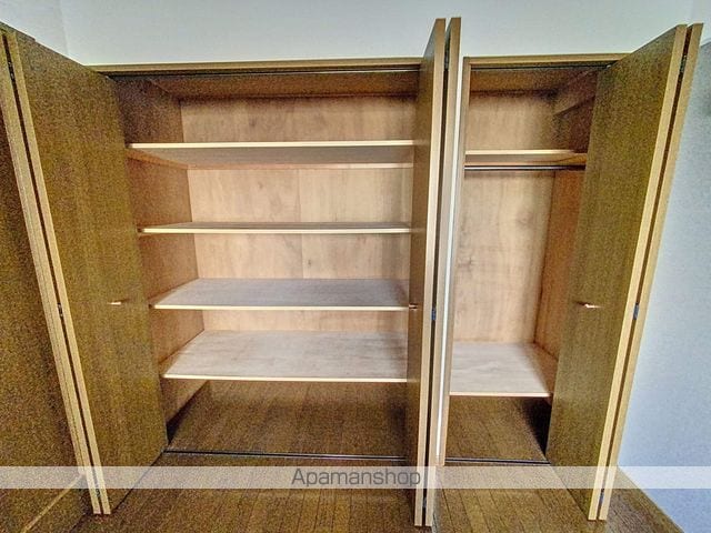 メリヤス岡場の内装写真