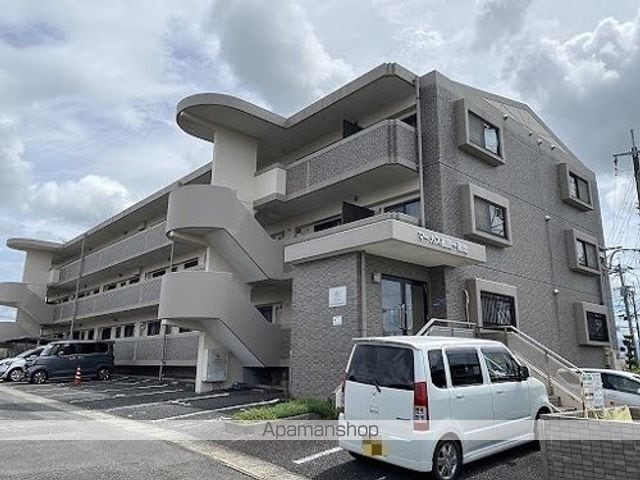マーカス画図1番館の外観写真