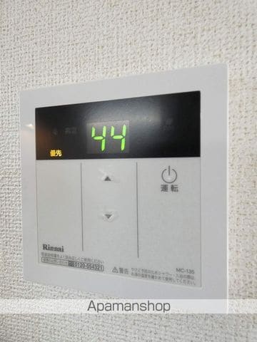 フローレンスIIの内装写真