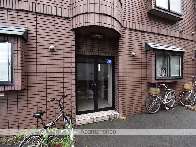 シャネル南郷の玄関写真