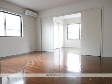 ドミール柿の木坂[2DK/47.61m2]のリビング・居間