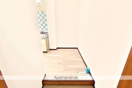ブライトハウス[1R/20m2]の玄関