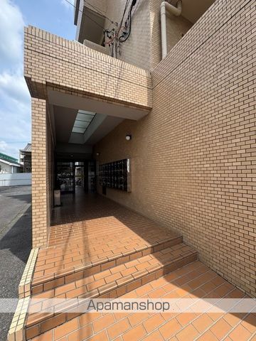 ロイヤルハイツ平針の玄関写真