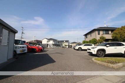 岡山県倉敷市西岡[1DK/34.88m2]の駐車場