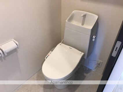 ウィスタリア[3LDK/65.7m2]のトイレ