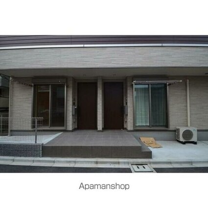 北新宿２ー５ー３３[1K/25.67m2]の外観2