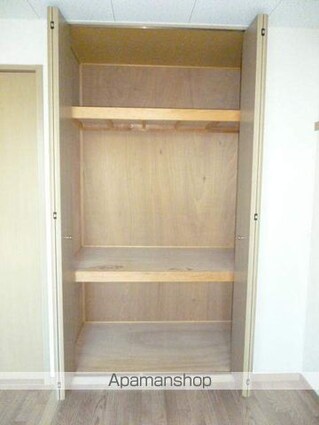 サンシティガーデン[1K/27.08m2]の収納