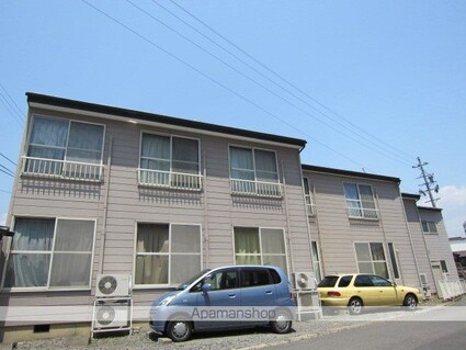 ファミーユ石堂[1DK/24m2]の外観2