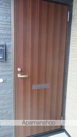 アーバンライフ サイカの玄関写真