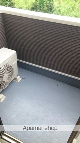 フローラ大小路Bの内装写真