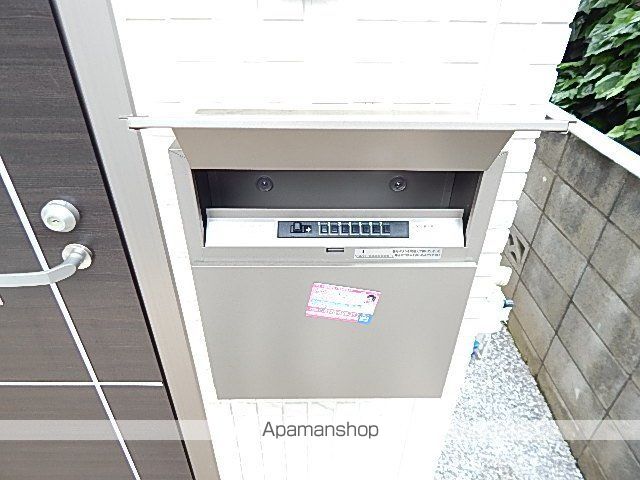 【立川市柏町のアパートの写真】